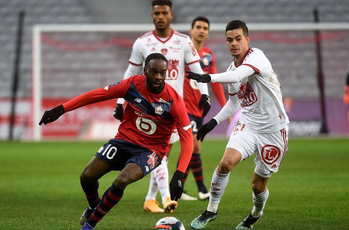 本场比赛还 本场比赛还