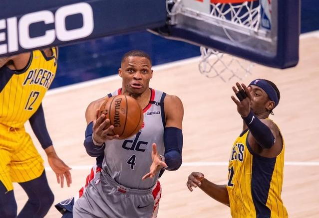 但他却用自 但他却用自